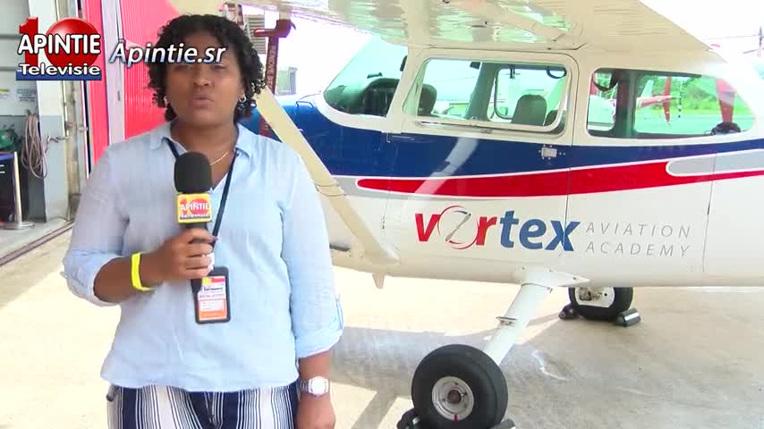 Officiele certificering eerste luchtvaartschool in Suriname